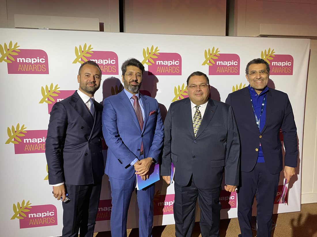 With the MAPIC Awards circle